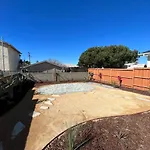 1 Bed 1 Bath Big Private Back Yard Location